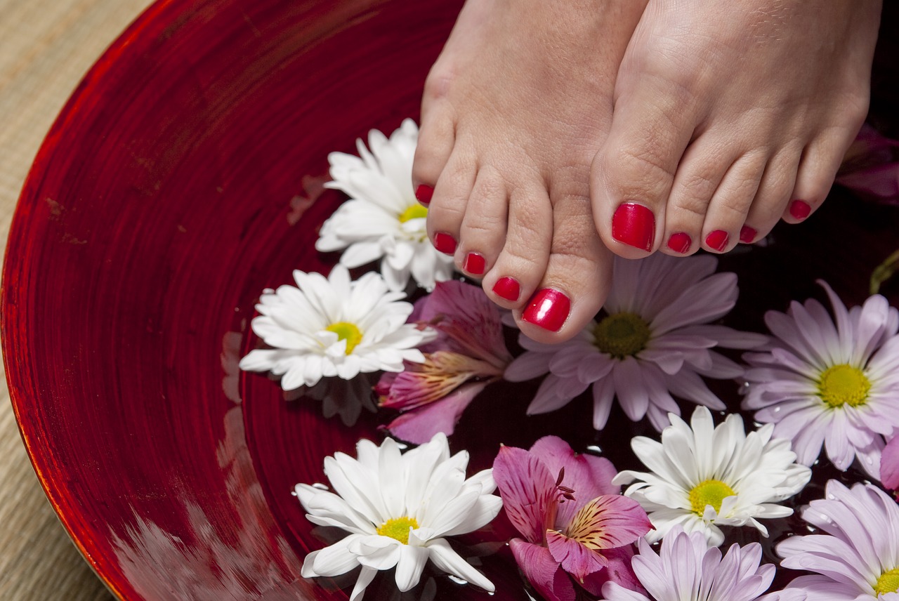 The 7 Best Home Remedies for Smelly Feet Boot Walker